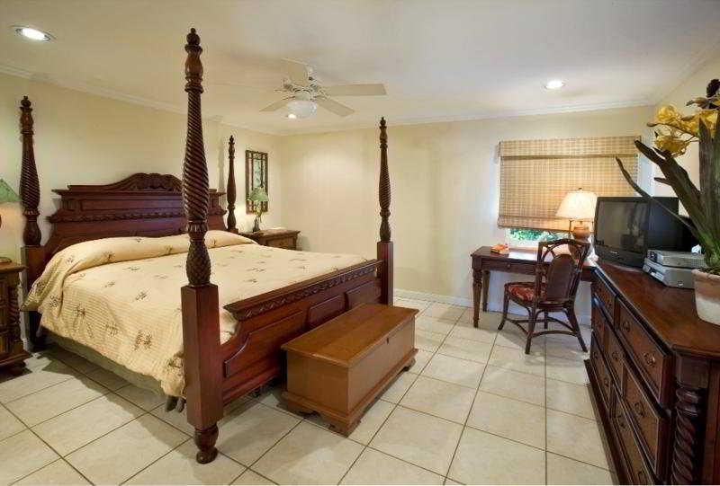 Crystal Cove Beach Resort By Antilles Resorts Smith Bay  Exterior foto